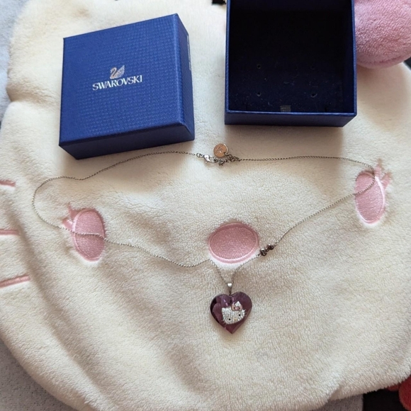 hello kitty x swarovski necklace hello kitty heart charm design - Picture 2 of 8